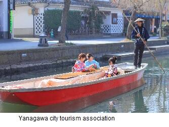 Yanagawa Canal boat.jpg
